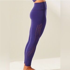 Athleta Warp Knit Leggings Size S/M